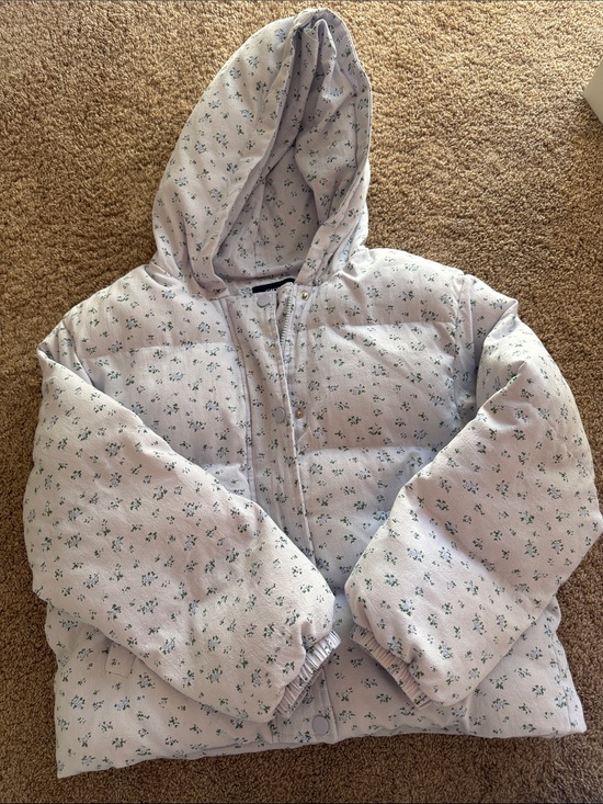 Cider Jackets & Blazers - Cider Light Blue Floral Puffer Jacket with Hood Size Small